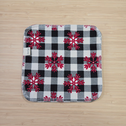 Cloth Napkins | Buffalo Plaid Snowflakes